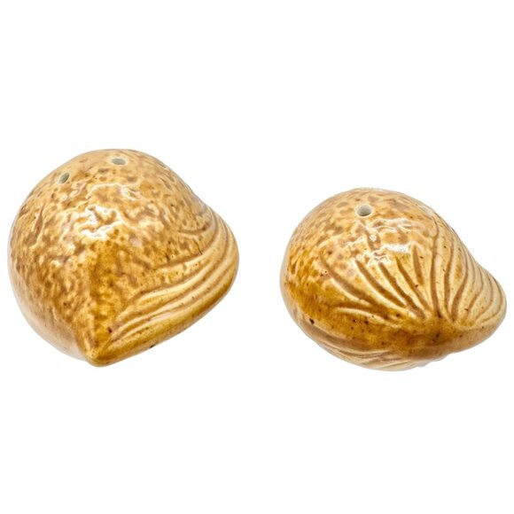 Ceramic Shell-Shaped Salt and Pepper Shakers Brown Coastal Decor Collectibles - Picture 5 of 7